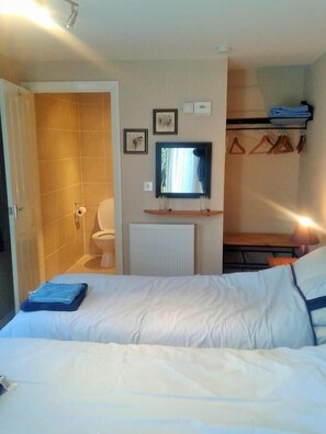 1 quarto, ferros/tábuas de passar roupa, Wi-Fi de cortesia