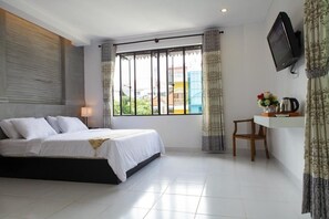 Superior Double Room, 1 Double Bed, Non Smoking - Brigade Manager Hotel (Phnom Penh)