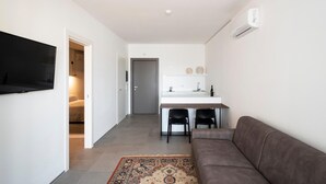 TV - Alkamuri **** Suite c / idro 107 (ALCAMO)