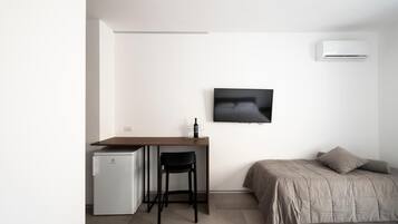 1 camera, Wi-Fi, lenzuola