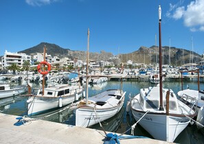 Marina