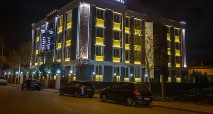LIMAPARK SUIT OTEL