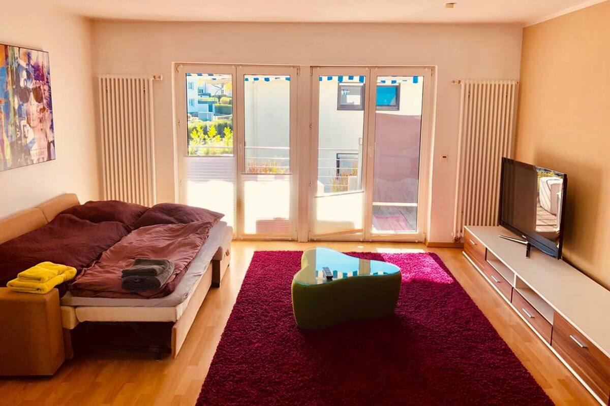 Modernes Apartment, Balkon