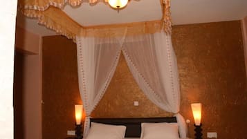 Standard Room | Meja, Wi-fi percuma, cadar katil
