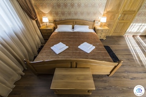 2 bedrooms