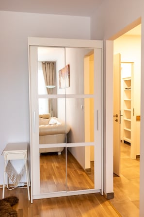 Design Studio Suite | Premium bedding, Select Comfort beds, individually decorated - Residence Hadovitá (Prague)