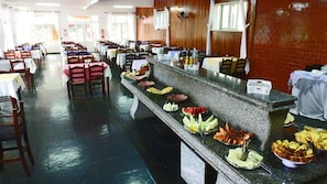 Free daily buffet breakfast  - Hotel da Mata (Mairipora)