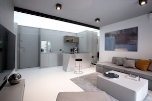 Luxury Apartment | Living area | Smart TV - Super-Apartamenty - Andersia VIP (Poznan)
