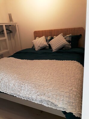 1 bedroom, WiFi, bed sheets - Antwerp City Center Flat (Borgerhout)