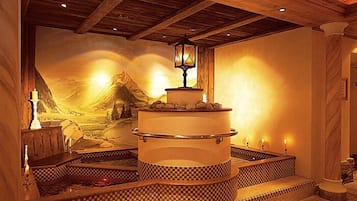 Sauna, steam room, massages