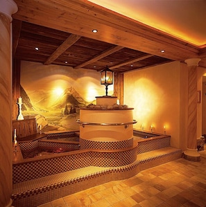 Sauna, steam room, massages