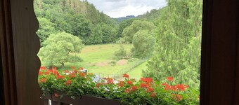 โรงแรมฟอร์สทเฮาส์