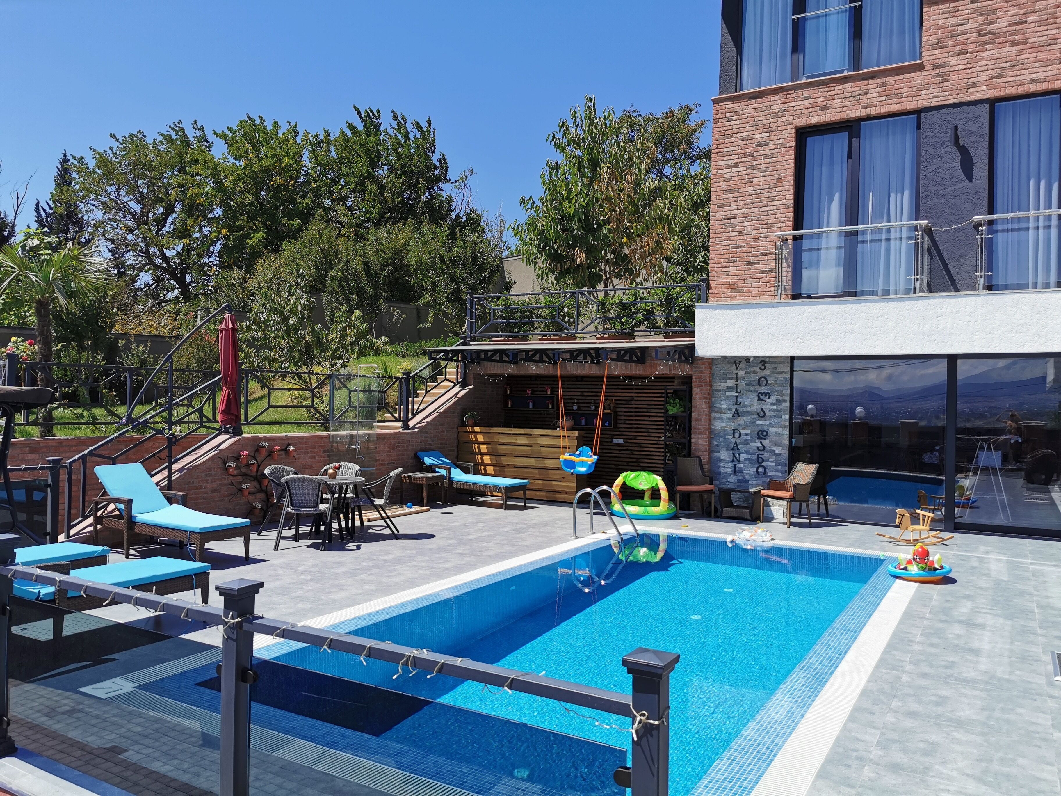 Piscina externa, piscina aquecida