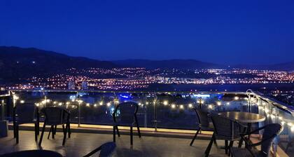 Villa en Tbilisi con vistas a la ciudad.
