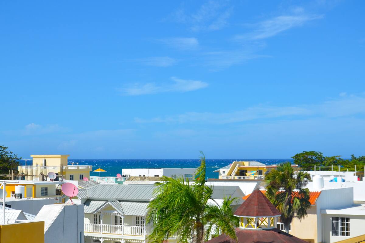 Beach/ocean view
