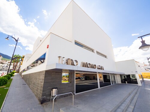 Cubo's Urban Suite Town Centre  / free wifi / air conditioning