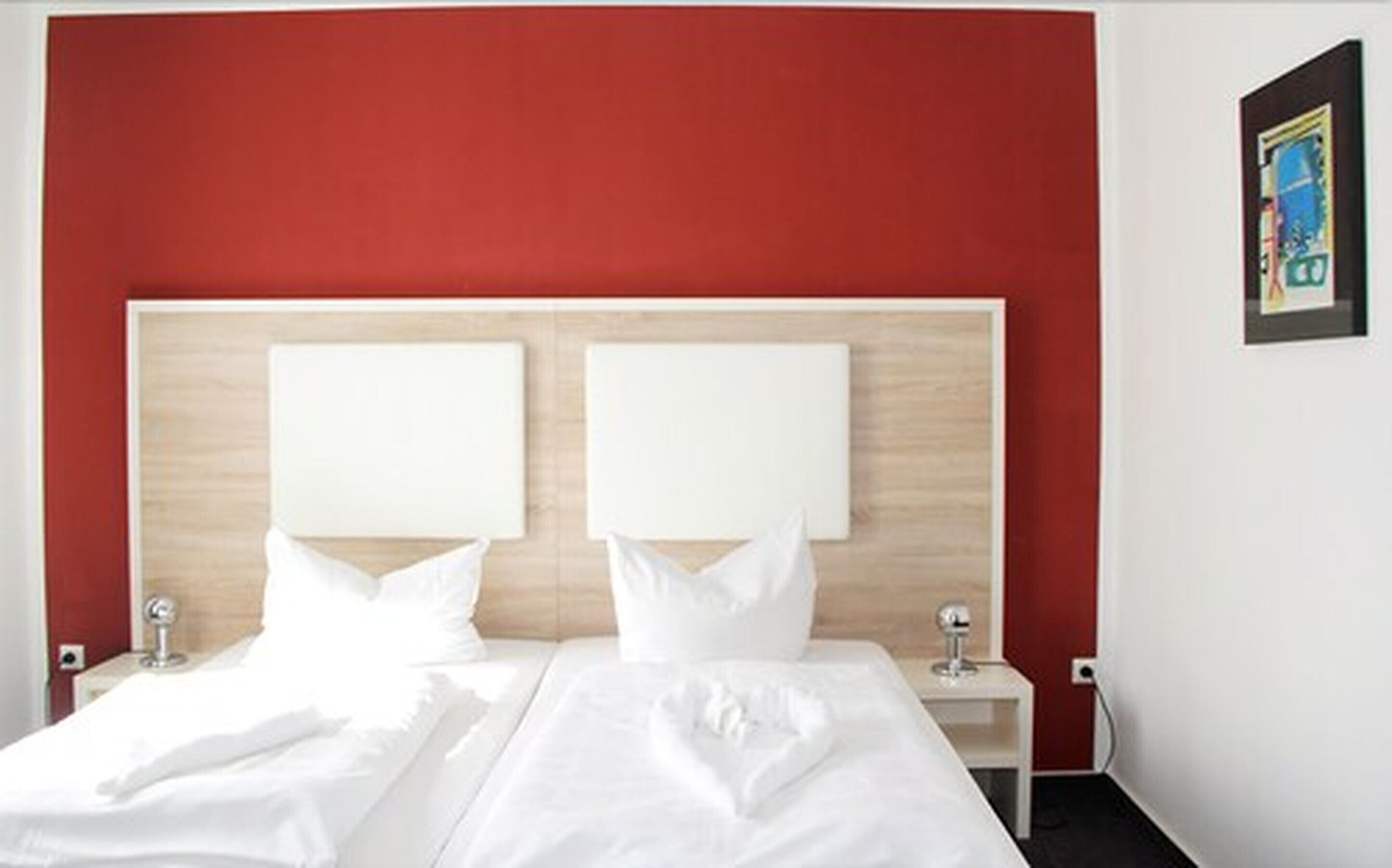 Double Room | Free WiFi, bed sheets