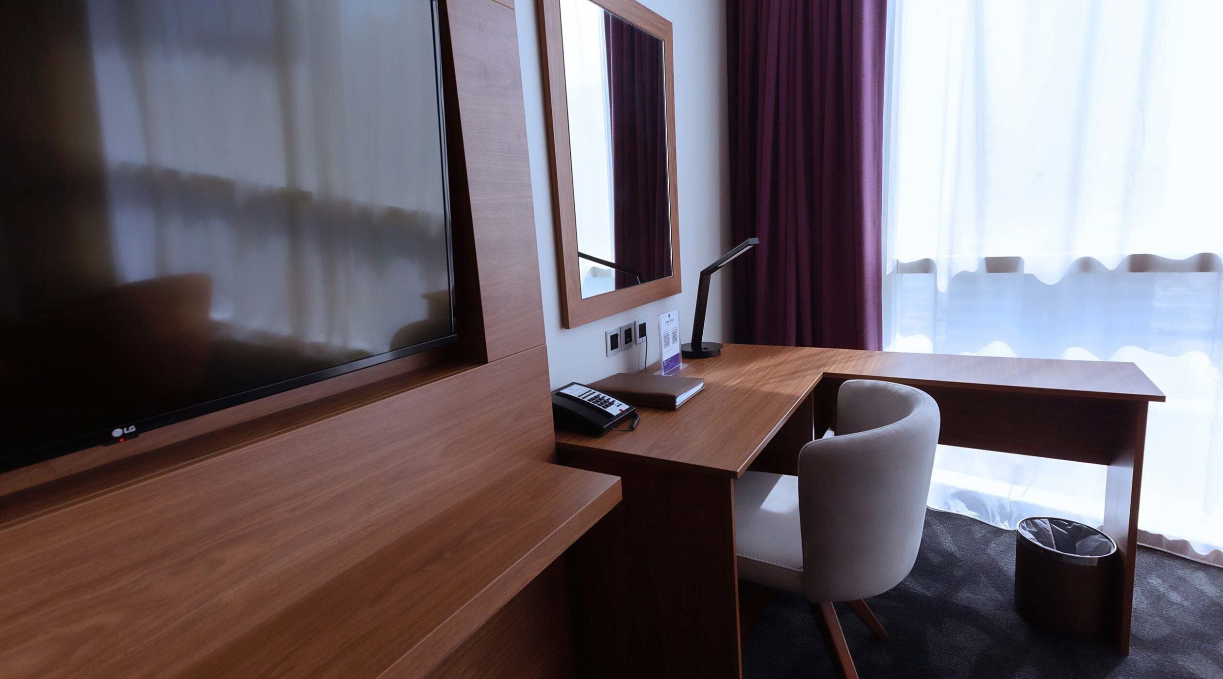 Photo - Park Regis Business Bay