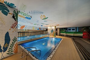 Outdoor pool, open 8:00 AM to 8:00 PM, pool umbrellas, sun loungers - Park Regis Business Bay Hotel (Dubai)