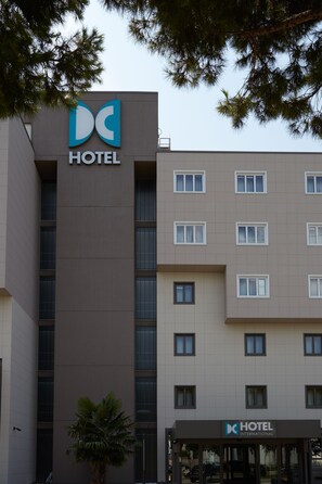 Exterior detail - DC Hotel International (Padova)