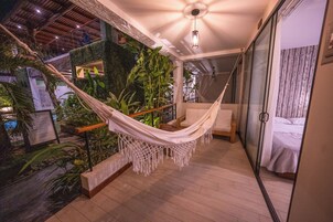 Minibar, in-room safe, desk, laptop workspace