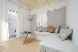 Apartment, 2 Bedrooms | In-room safe, individually decorated, individually furnished