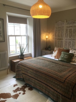 2 Schlafzimmer, Bügeleisen/Bügelbrett, kostenlose Babybetten