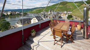 Sundeck - Mosel-Herberge (Bernkastel-Kues)