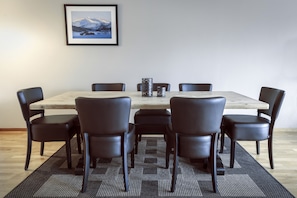 In-room dining - Hovdehytta (Bykle)