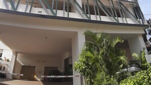 المنشأة من الخارج