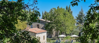 Villa with private pool, air conditioning in Val d'Orcia. Very quiet place!!!