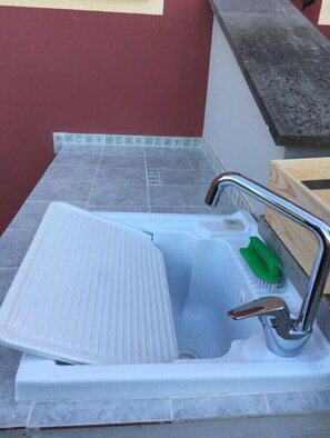 Doccia, asciugacapelli, bidet, asciugamani