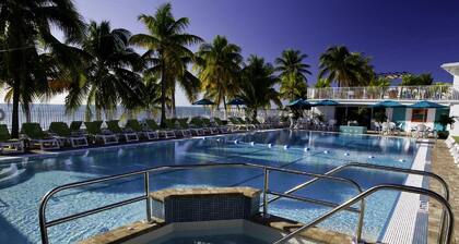 Dog-Friendly Waterfront House with 37ft Dock and Cabana Beach Club & Pool