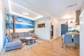 Suite estudio (11 - ul. Kaprala Koniecznego 7E) | Decoración individual, mobiliario individual, sistema de insonorización