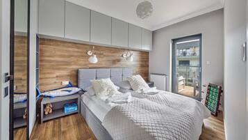 Apartment (20 - ul. Kaprala Koniecznego 7C) | Individuell dekoriert, individuell eingerichtet, schallisolierte Zimmer