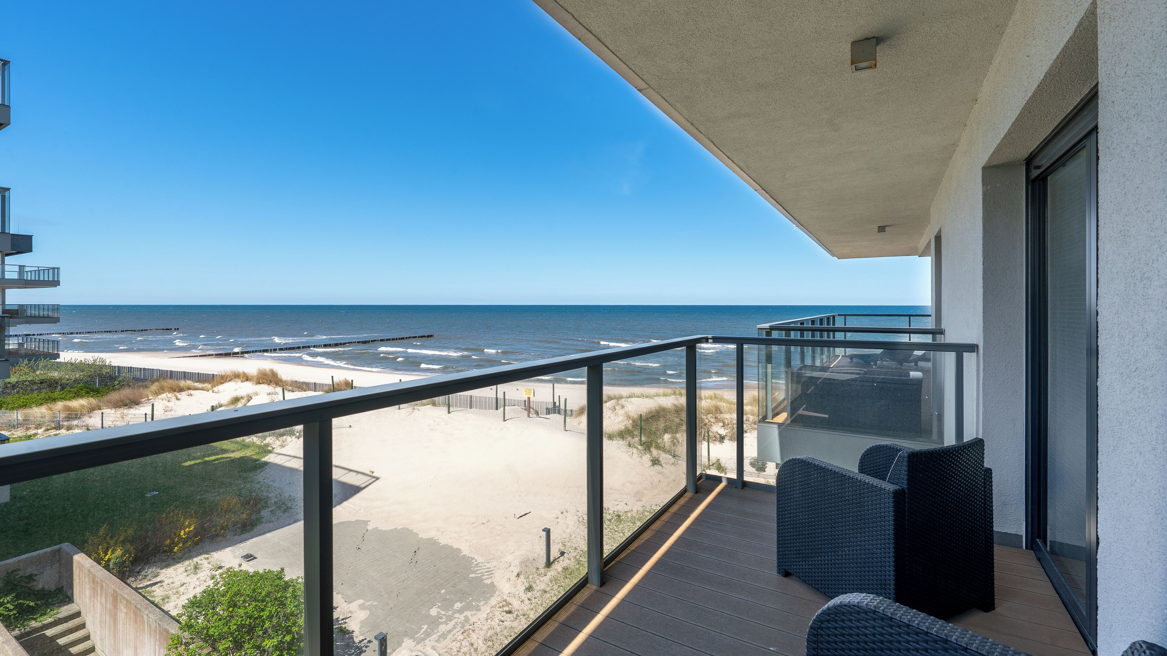 Apartment (17F) | Balcony view