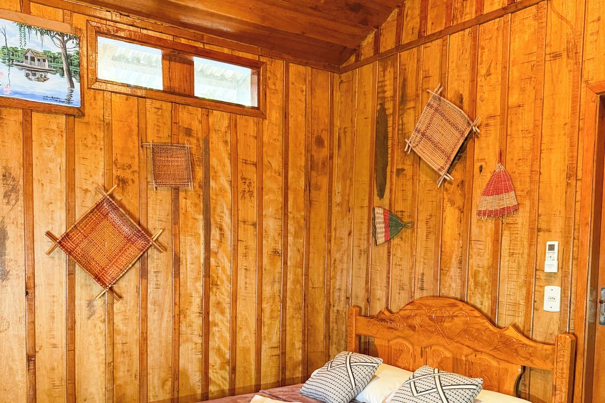 Bangalô Sonho | Laptop workspace, free WiFi