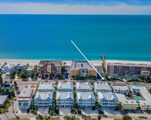 Exterior - Oceanside Beach Cottage - Steps to the sand (Redington Beach)