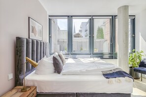 Suite (S) | 1 bedroom, desk, free WiFi, bed sheets