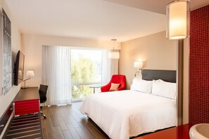 In-room safe, desk, laptop workspace, iron/ironing board