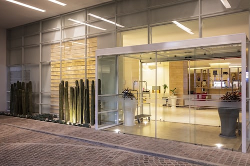 Fiesta Inn Celaya Galerías