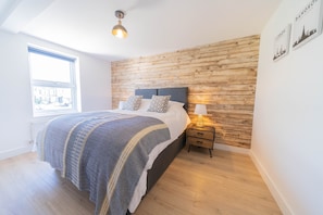1 quarto, ferros/tábuas de passar roupa, Wi-Fi, roupa de cama