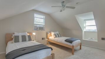 3 bedrooms, iron/ironing board, travel crib, free WiFi