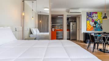 Ferros/tábuas de passar roupa, Wi-Fi de cortesia, roupa de cama