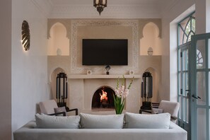 Interior - Akhdar 18, traditional villa with heated private pool (2-3 bdrm / 4-6 guests) (Marrakech Alentours)