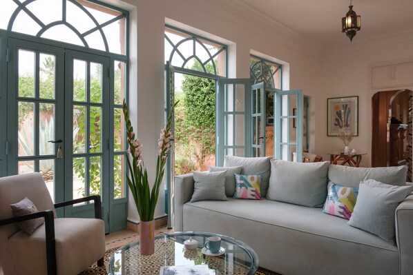 تلفزيون، مدفأة