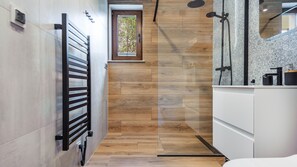 Apartament (4C) | Badrum | Handdukar