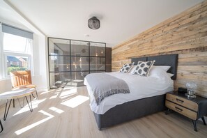 1 quarto, ferros/tábuas de passar roupa, Wi-Fi, roupa de cama