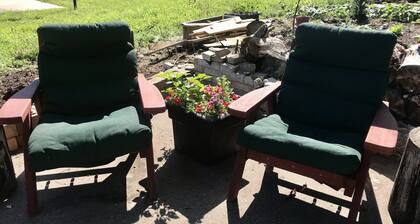 Kleinstadturlaub in der Nähe der Natur und der städtischen Umgebung