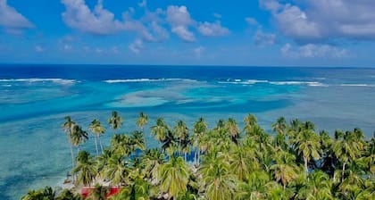 Private bedroom on paradise San Blas Island - Meals Included